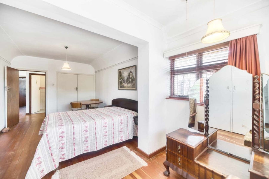 4 Bedroom Property for Sale in Westcliff Western Cape